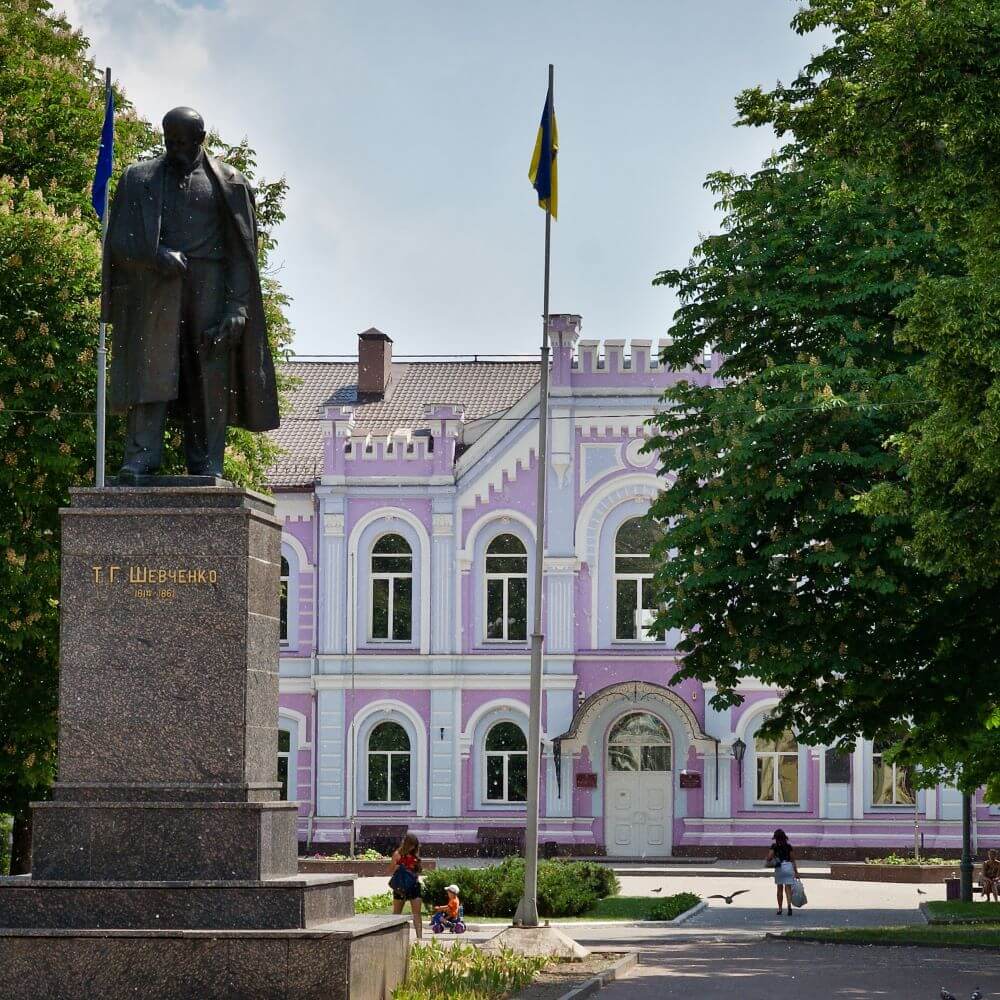 Monument à Taras Shevchenko (Soumy, Ukraine)